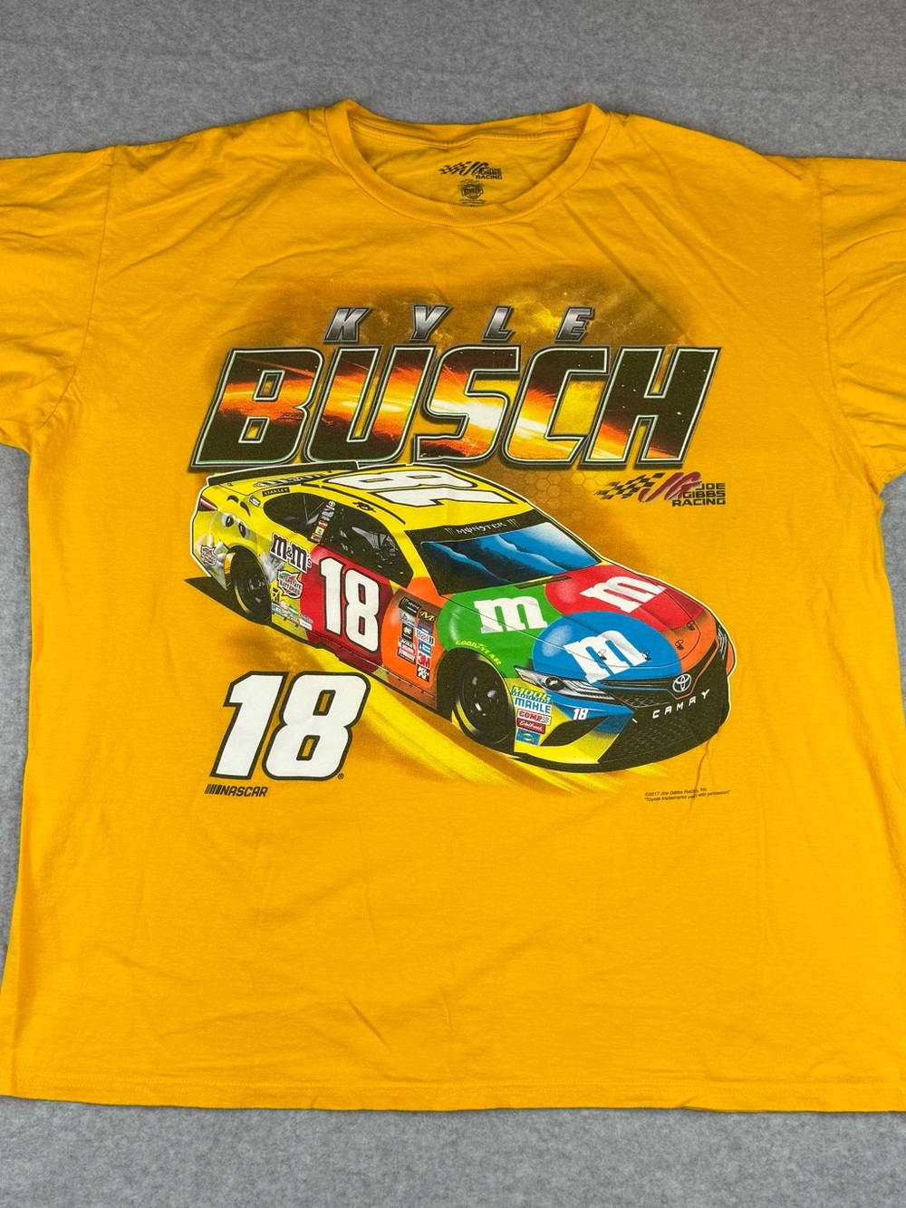 Nascar Kyle Busch Yellow M&M's Race Car Short Sleeve Tee